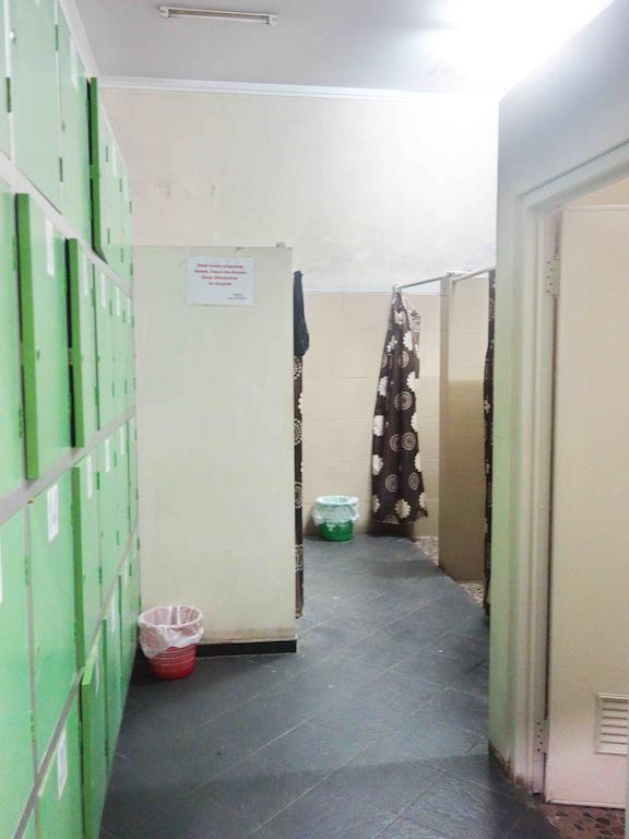 Premiere Hotel Tegal Room photo